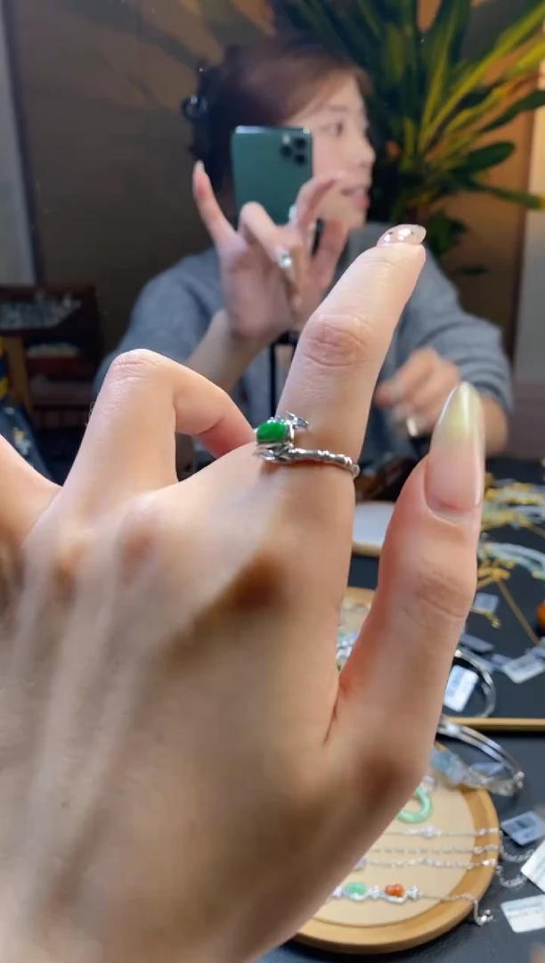 颈饰银S925镶嵌翡翠净货13773