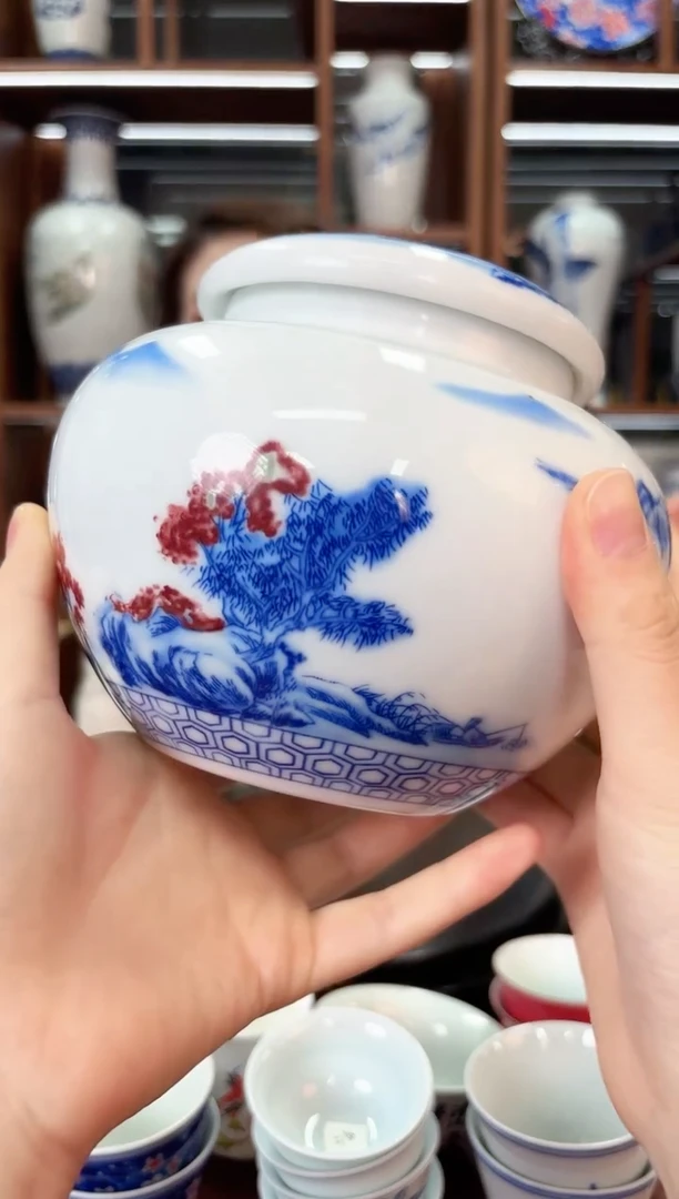 A26青花釉里红茶叶罐