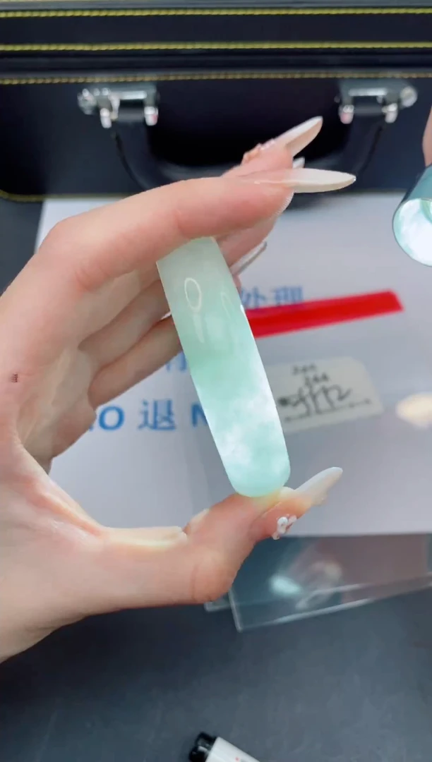 未镶嵌手镯翡翠有瑕疵NO退换-244