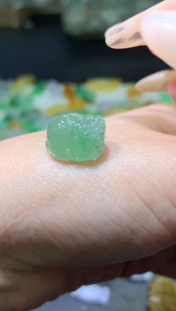 未镶嵌定制翡翠毛货  13.3-10.5-9