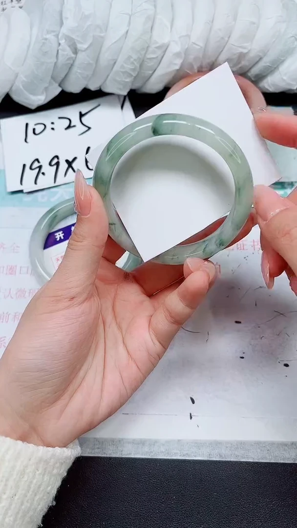 【闪购商品】石英质玉手镯未镶嵌A278-57/58