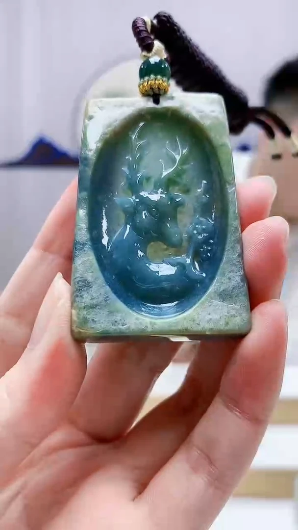未镶嵌定制翡翠5028zm-毛货挂件86鹿牌