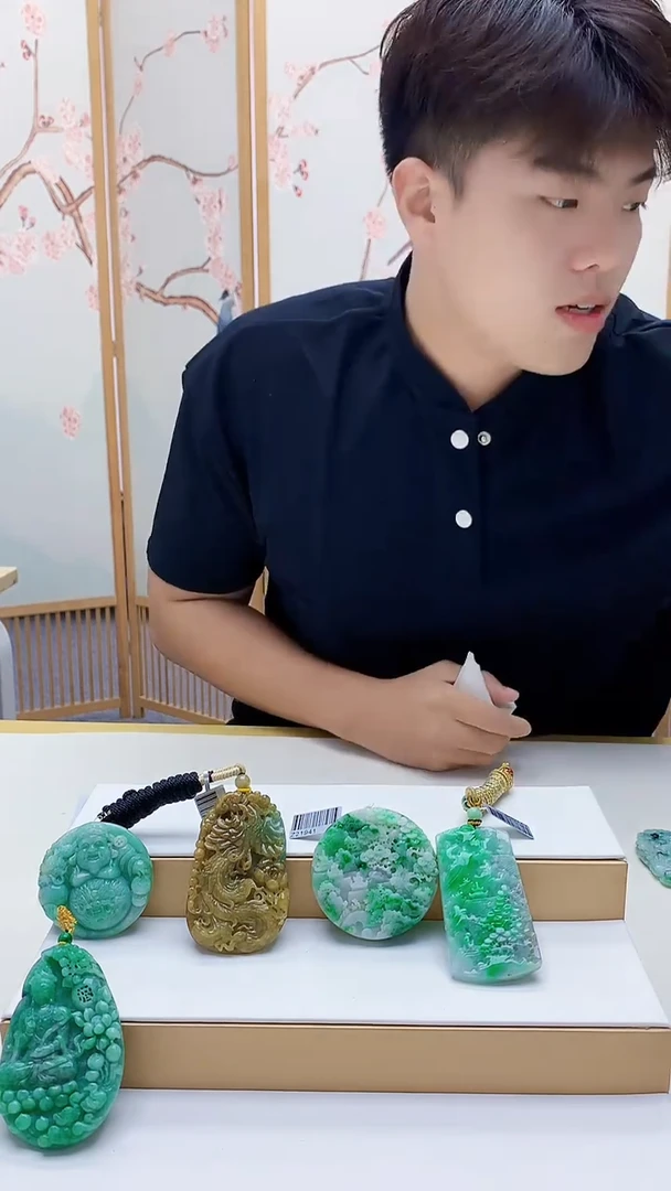 未镶嵌定制翡翠桦*5145lr-毛货挂件111