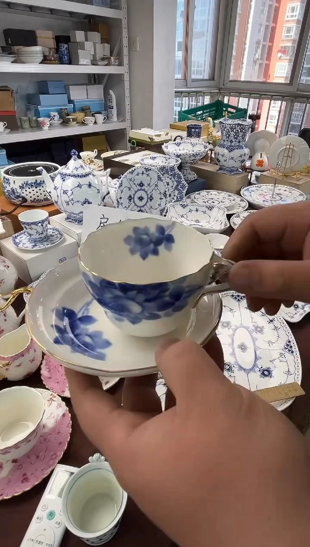瓷片安****果房租到期清货处理无售后 感谢支持