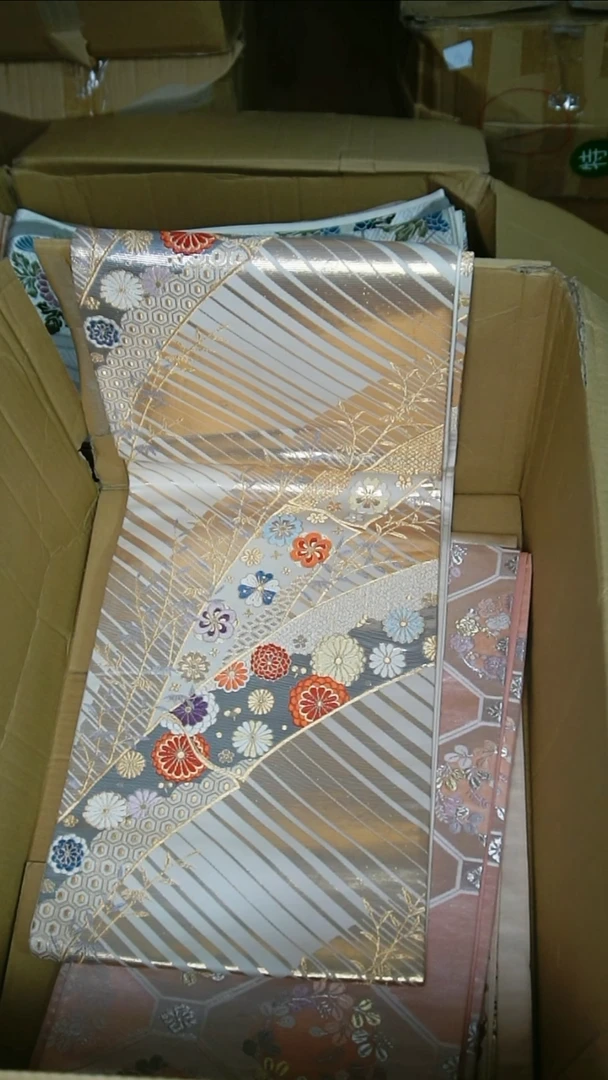 织绣金**子织锦20六通花卉