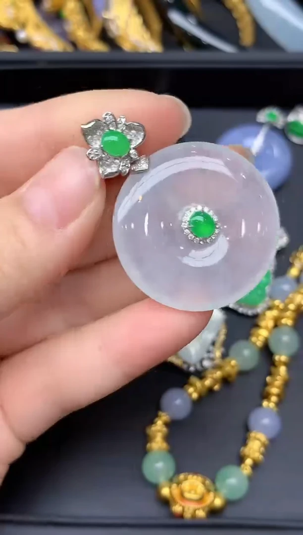 颈饰18K金镶嵌翡翠356-雪姐翡翠天天见