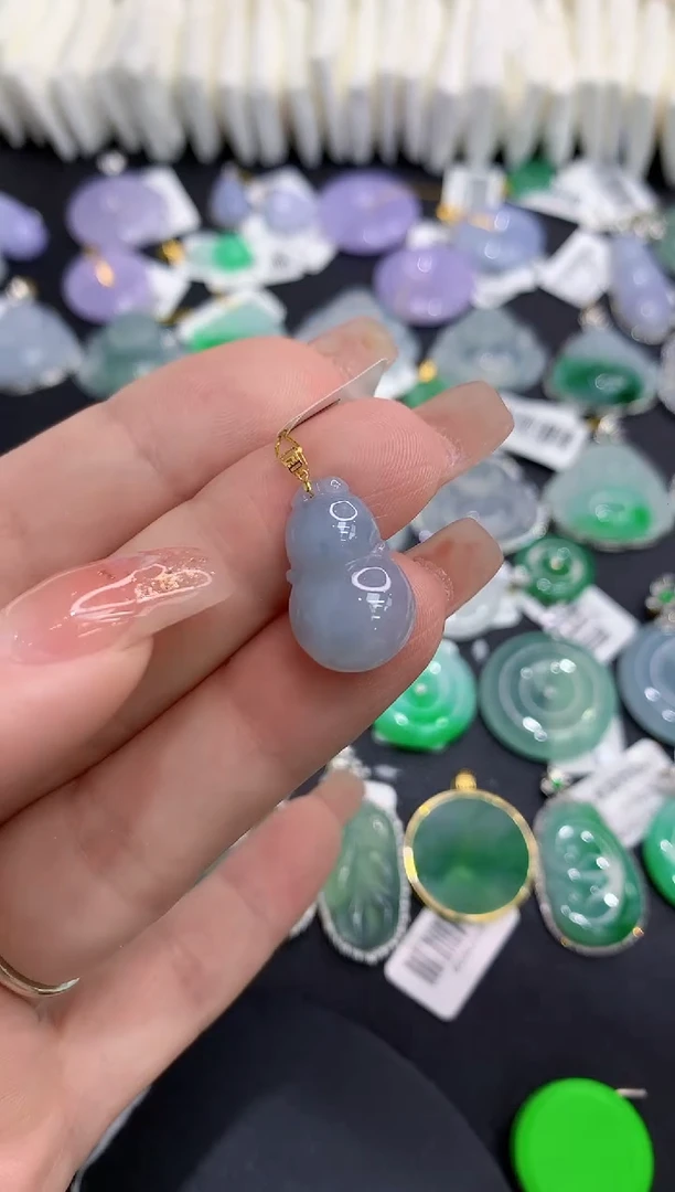 吊坠(不含链)18K金镶嵌翡翠1111