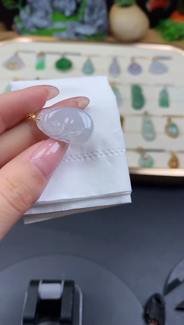 吊坠(不含链)18K金镶嵌翡翠如意18K金扣镶嵌@@CMT