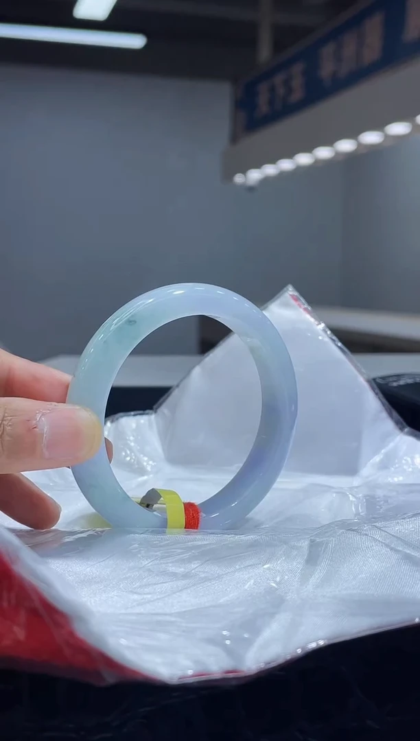 未镶嵌手镯翡翠33