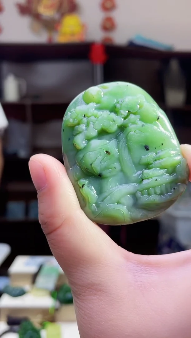 和田玉未镶嵌颈饰1