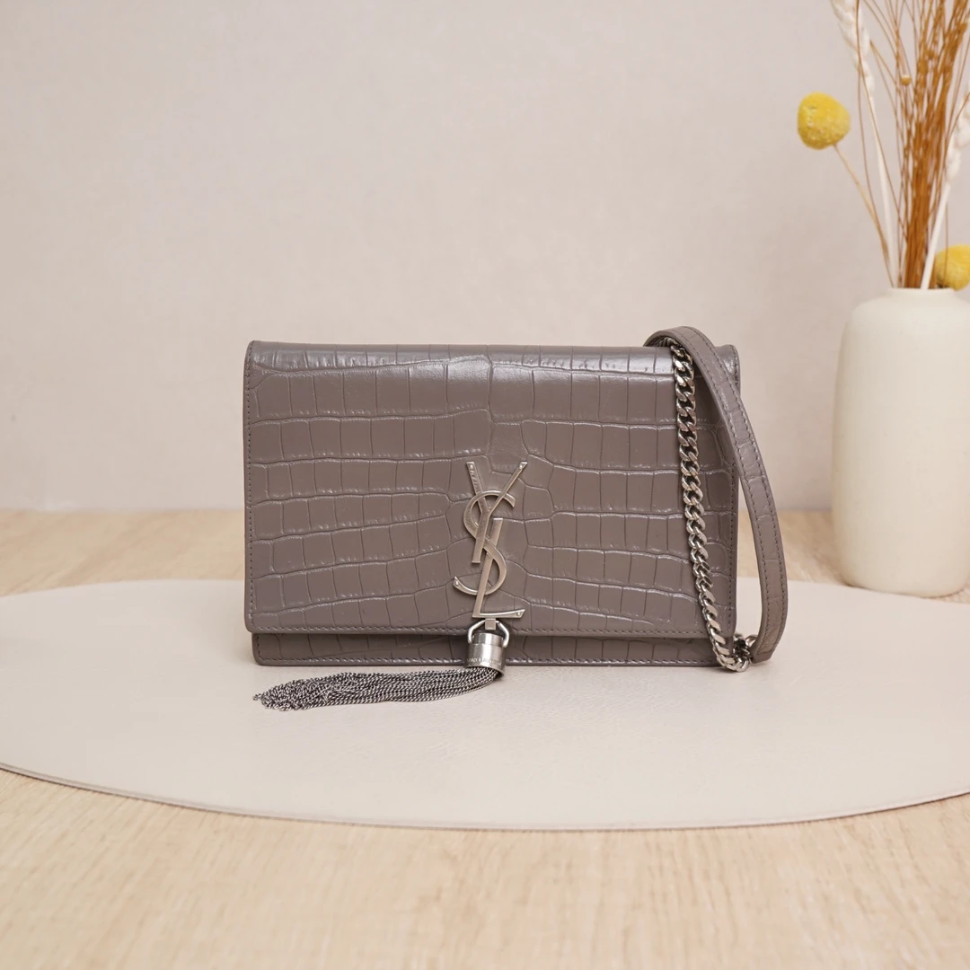 95新 YSL/圣罗兰 流苏kate链条信封包小号灰色牛皮/DS044021