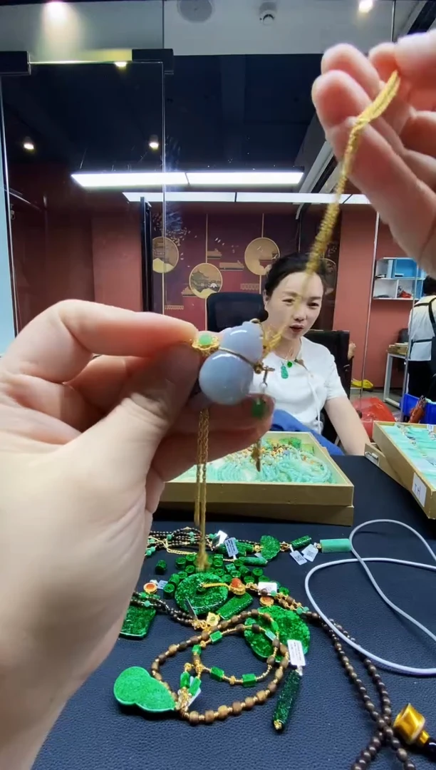 颈饰未镶嵌翡翠翡翠吊坠