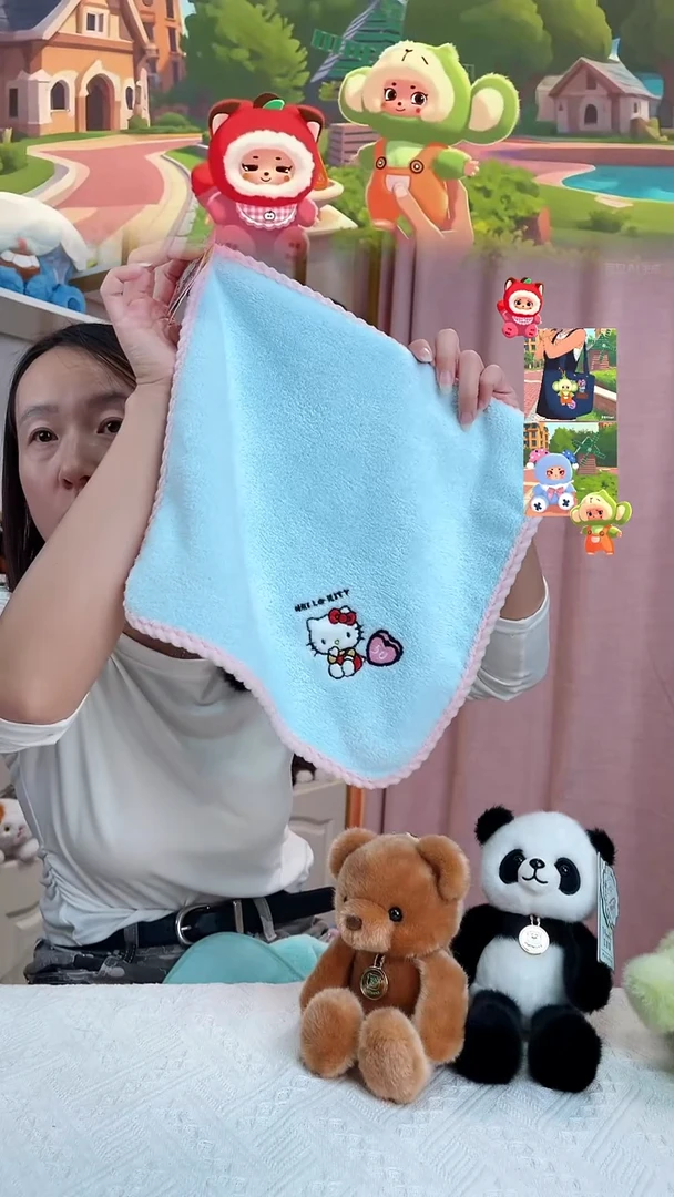 毛绒蓝色KT小方巾