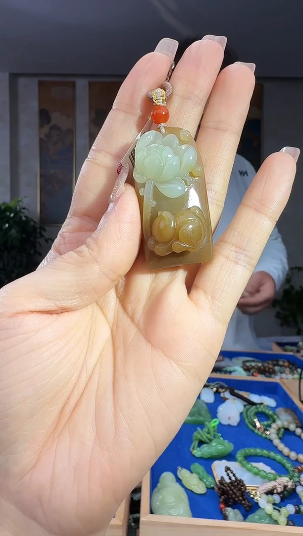 颈饰未镶嵌和田玉拍一发一