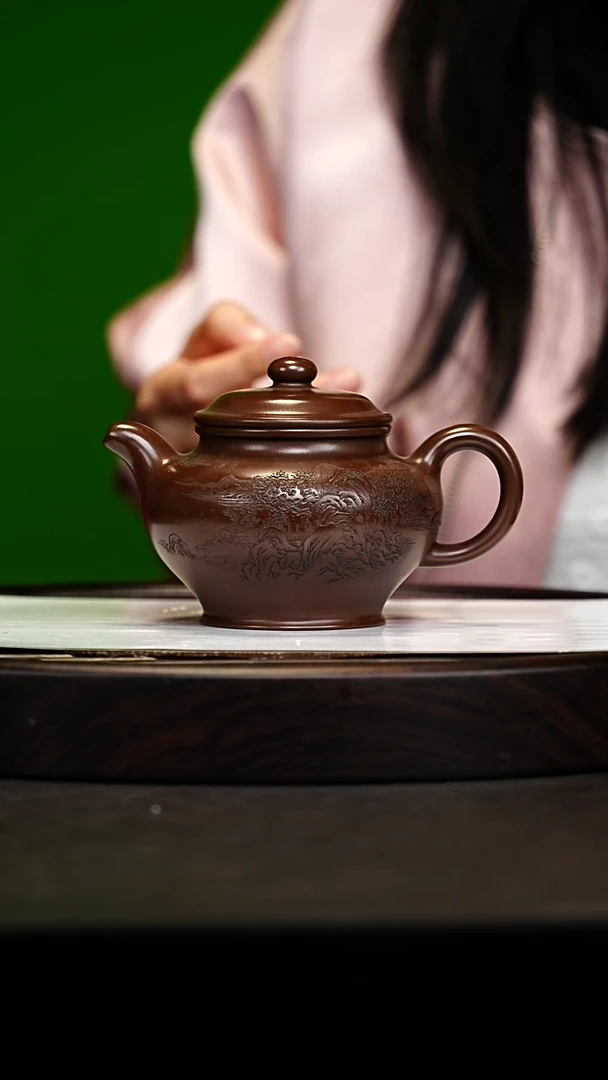 宜兴原矿高端紫砂 松亭老紫泥360cc