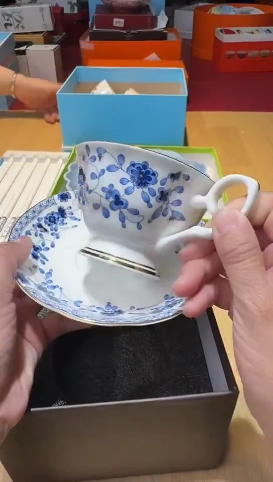 瓷片生活的本意是开心啊@@1