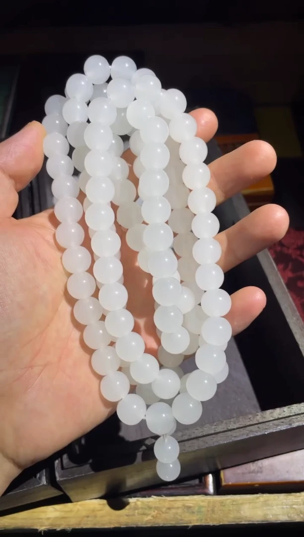 【闪购商品】白 108颗 项链 1件