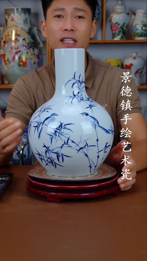 现代景德镇手工手绘陶瓷摆件14