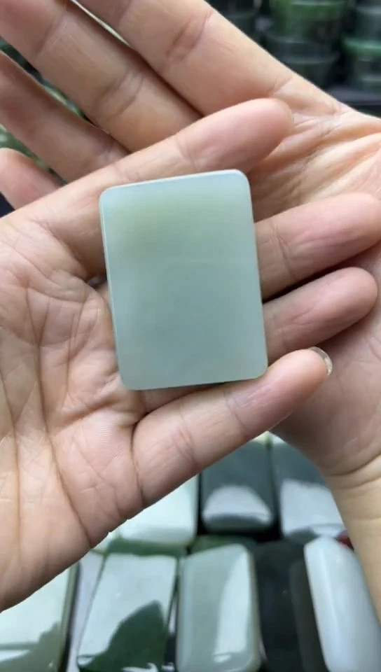 未镶嵌和田玉珠宝半成品牌子