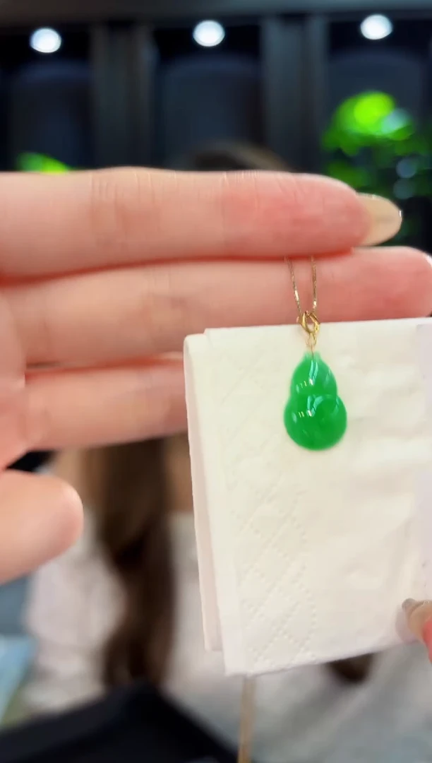 翡翠18K金镶嵌吊坠(不含链)新 缅料A货/多样性发货/一件