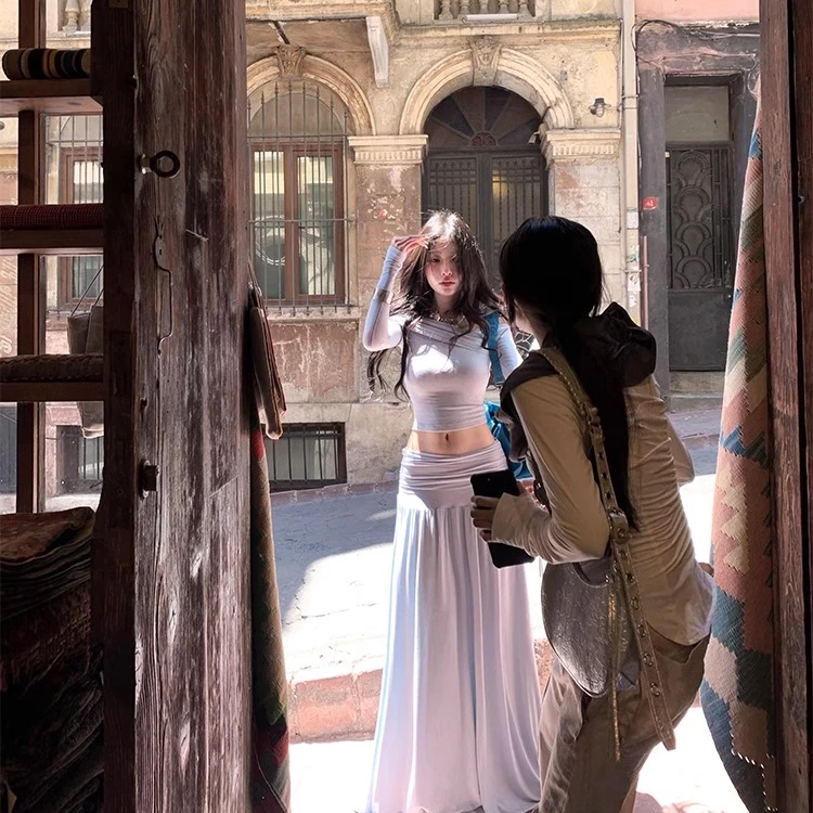 工厂清货福利~设计感一字肩T恤套装高腰中长半身裙两件套QKL1313