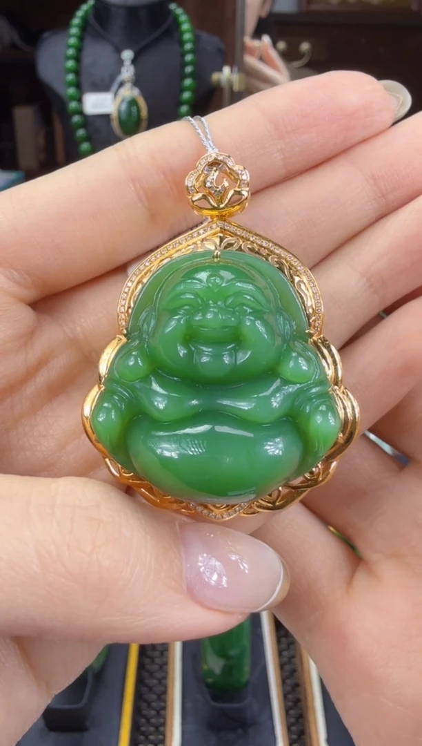 【闪购商品】和田玉（碧玉）吊坠(赠链)18K金镶嵌