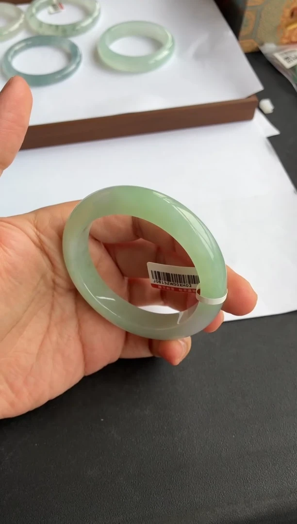 未镶嵌手镯翡翠66号57.7*12*9.4正圈