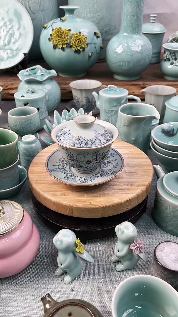 【闪购商品】特价 微瑕 慧仙青瓷 晚点发货