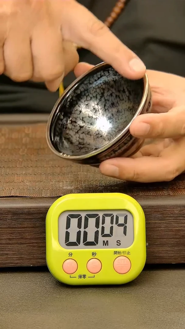 茶盏131=。。。。。。。