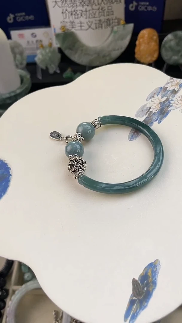 未镶嵌手链翡翠手工定制默认微瑕主播介绍为准