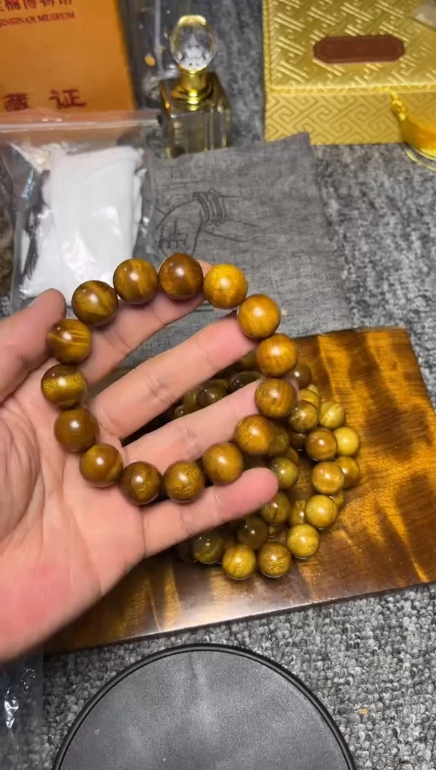 手串/手链楠木（金丝楠）1.5黄金底45