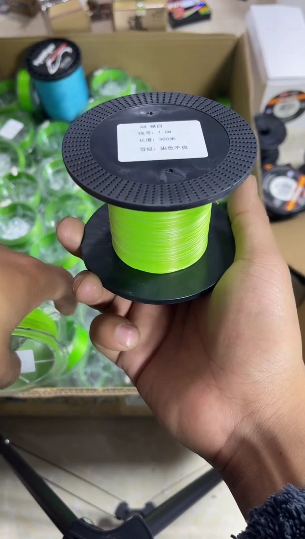 PE---1---X8绿白色路亚线300米染色不良
