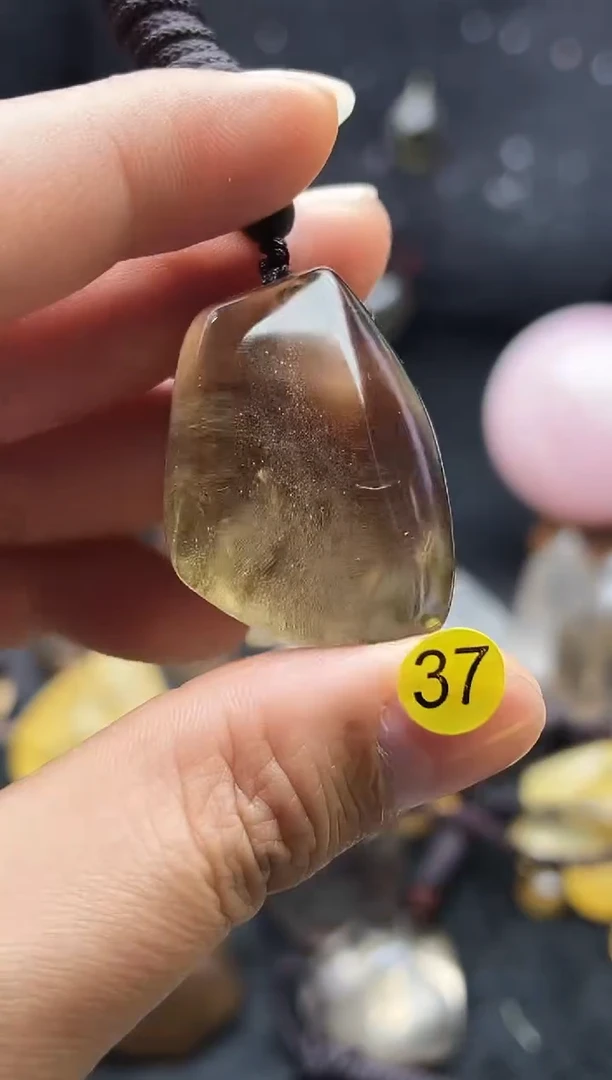 未镶嵌珠宝半成品水晶37