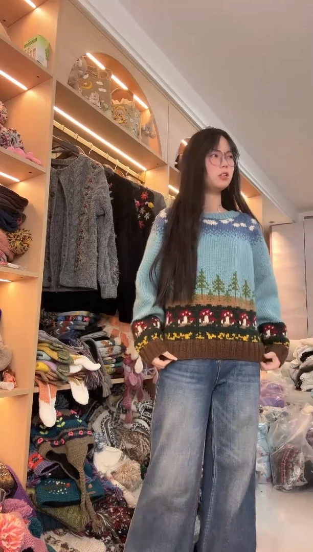 羊毛蘑菇套头毛衣