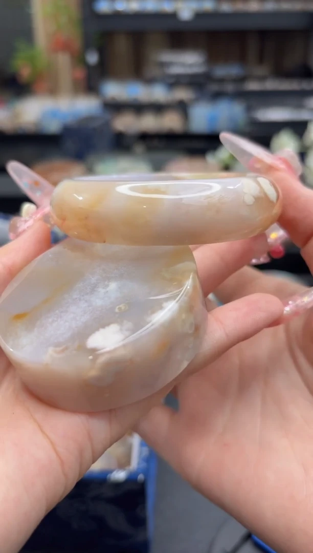 未镶嵌手镯石英质玉44(58圈赠送镯心)