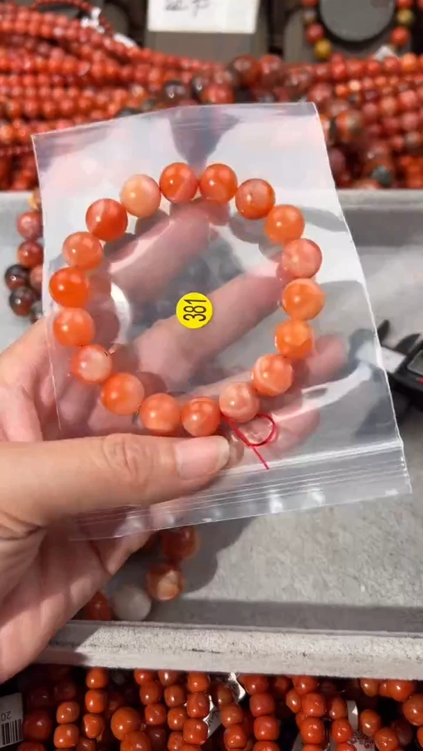 南红玛瑙手串未镶嵌11+