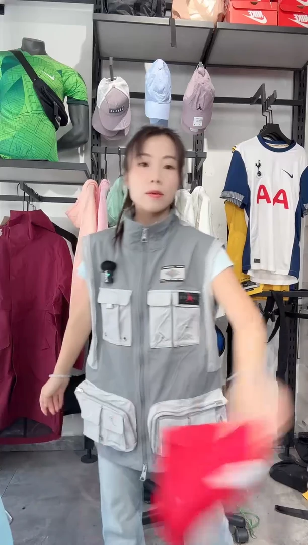 1488 编码 瑕疵款直播间过款为准 尺码