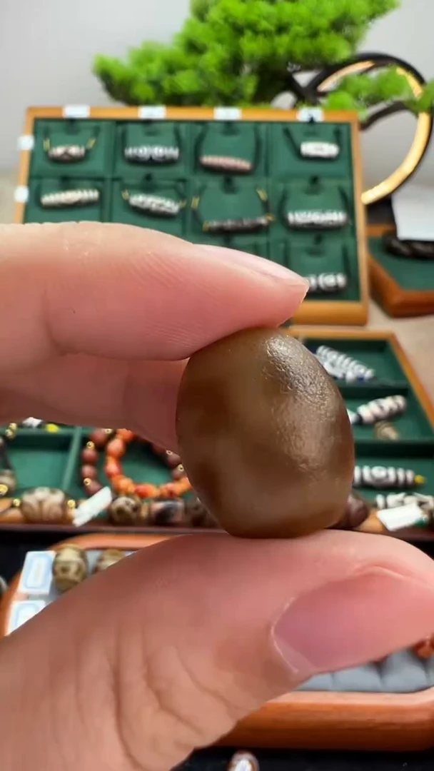 玛瑙/玉髓（覆膜）颈饰未镶嵌84.（微瑕随机发货）