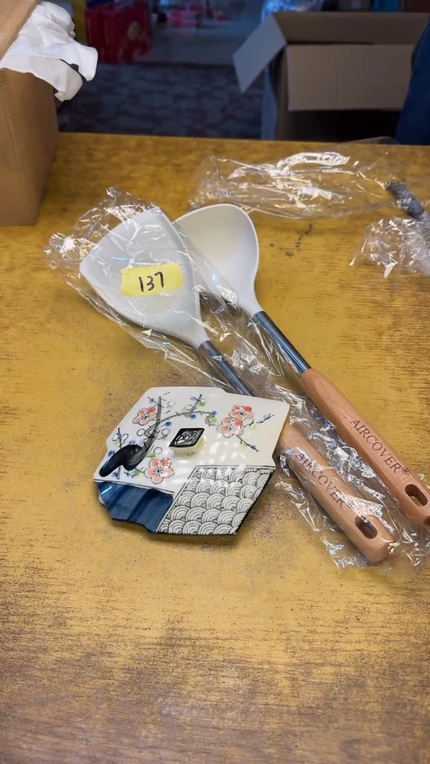 瓷器瓷器瑕疵破破137一对