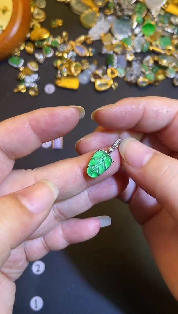 吊坠(不含链)银S925镶嵌翡翠1