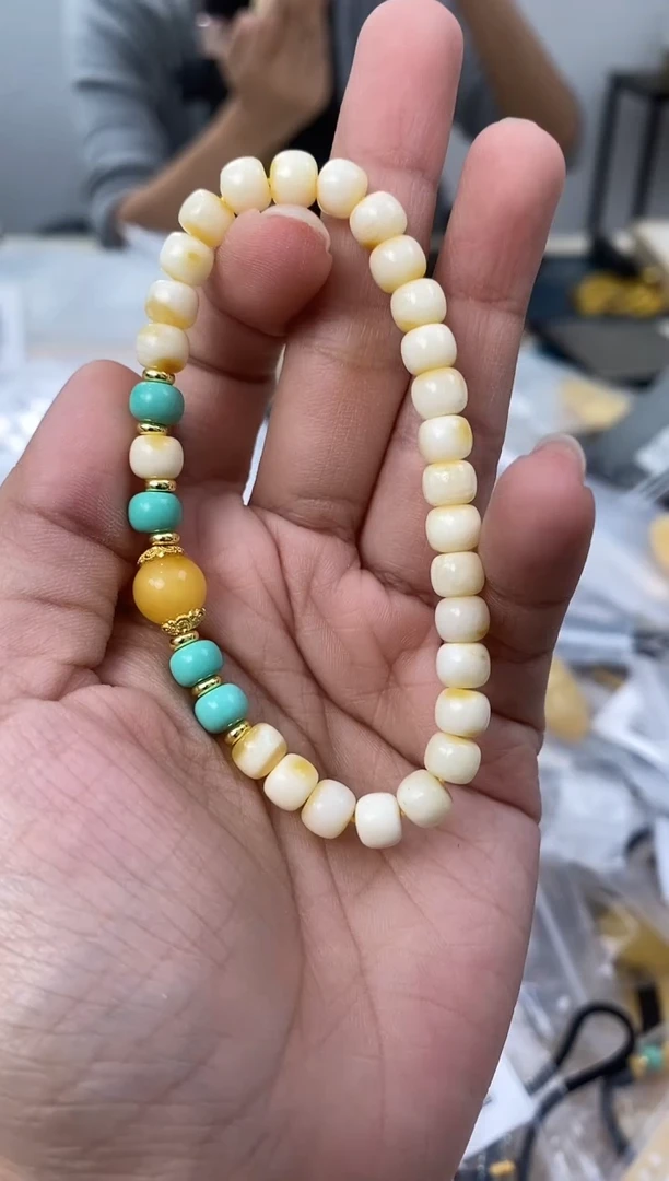 【闪购商品】琥珀裸石未镶嵌天然琥珀蜜蜡手串