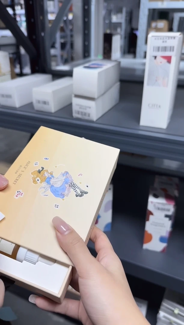 【闪购商品】小乔甄宝阁新年惊喜77