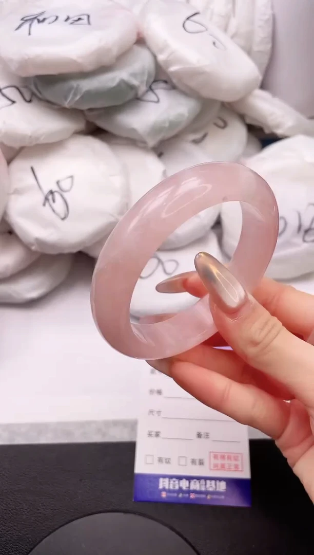 【闪购商品】石英质玉手镯未镶嵌27K05-60