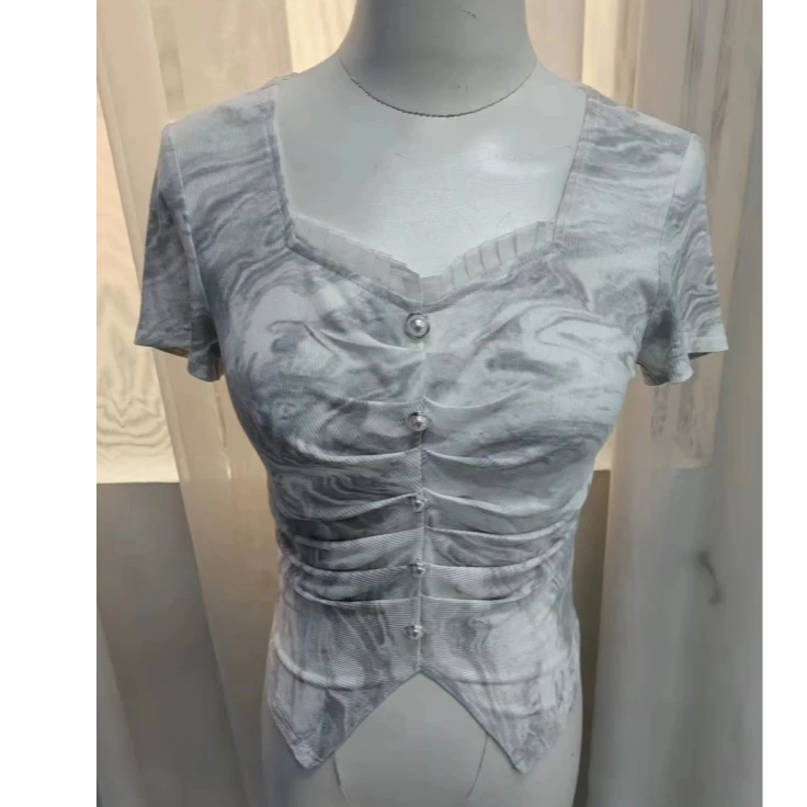 【芳芳专属】T1F27050 百搭V领短袖T恤，纽扣细节设计-7050