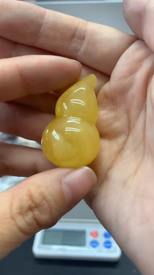 未镶嵌琥珀珠宝奇石864