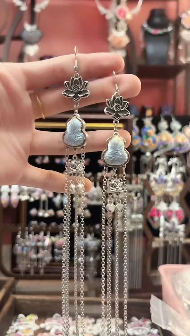 织绣 云织谣民族风精美饰品  372