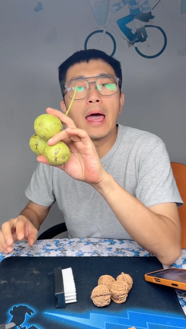 文玩核桃把件盘龙纹青皮（6个）