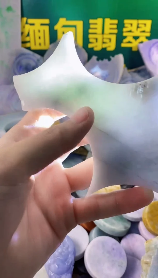 翡翠未镶嵌颈饰纯天然A货翡翠46