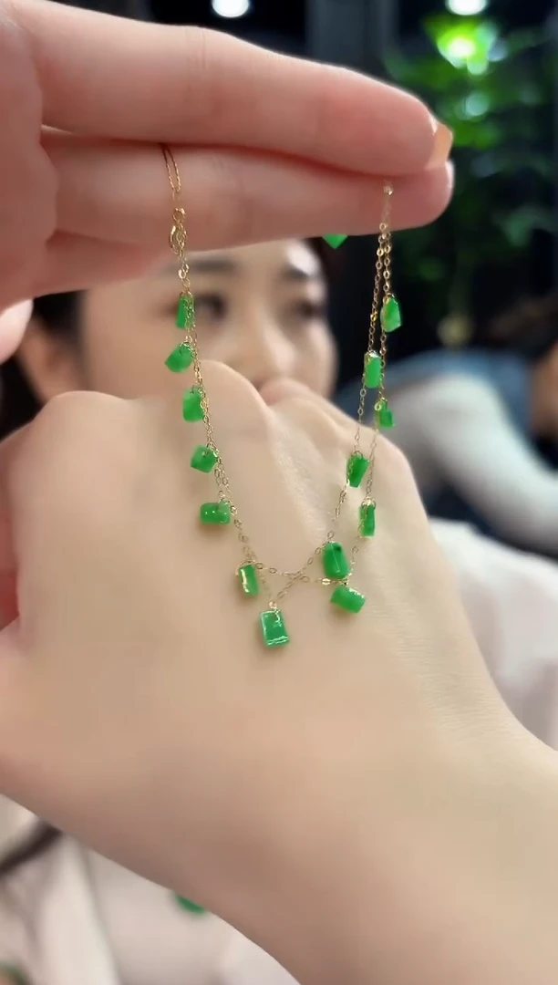 18K金镶嵌手链翡翠缅甸A货/多样性发货/一件