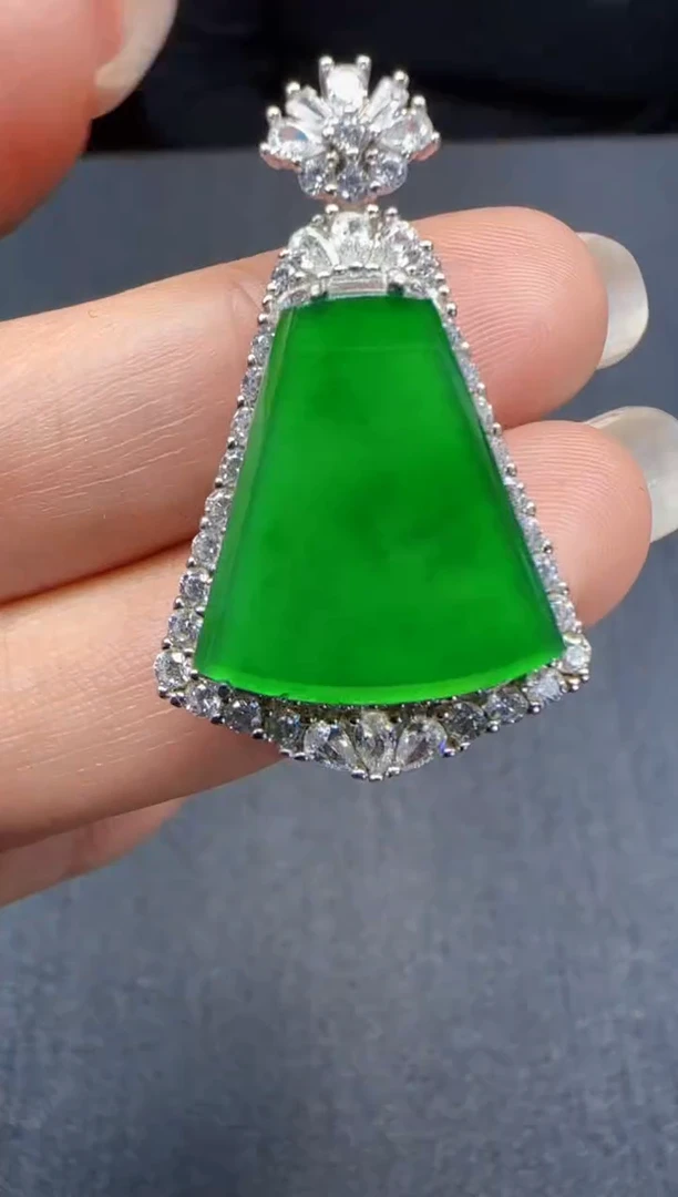 未镶嵌定制翡翠翡翠吊坠87